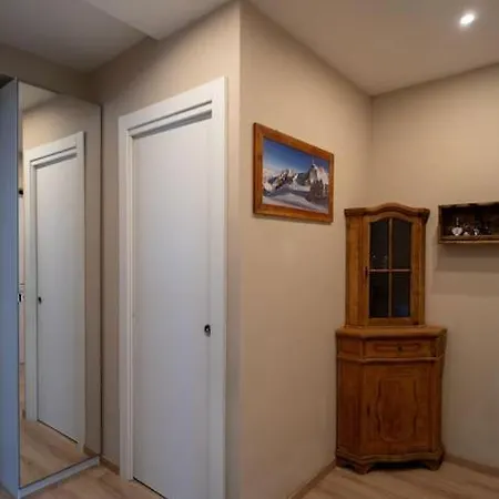 Maison Petite Arvine By Hili